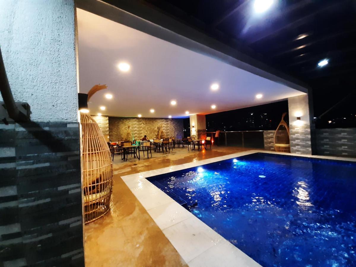 1809 Sunvida Tower Condo Across Sm City Cebu Buitenkant foto