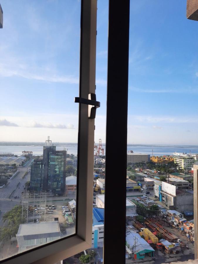 1809 Sunvida Tower Condo Across Sm City Cebu Buitenkant foto